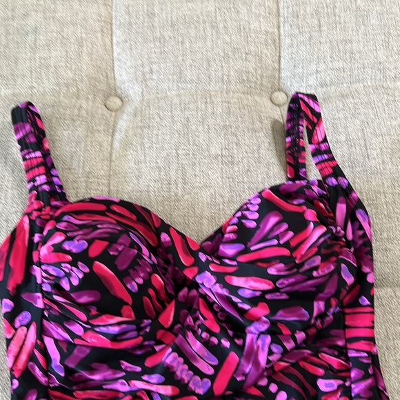 SHORE CLUB ONE PIECE BATHING SUIT PINK AND VIOLET SIZE 16 - Picture 2 of 14